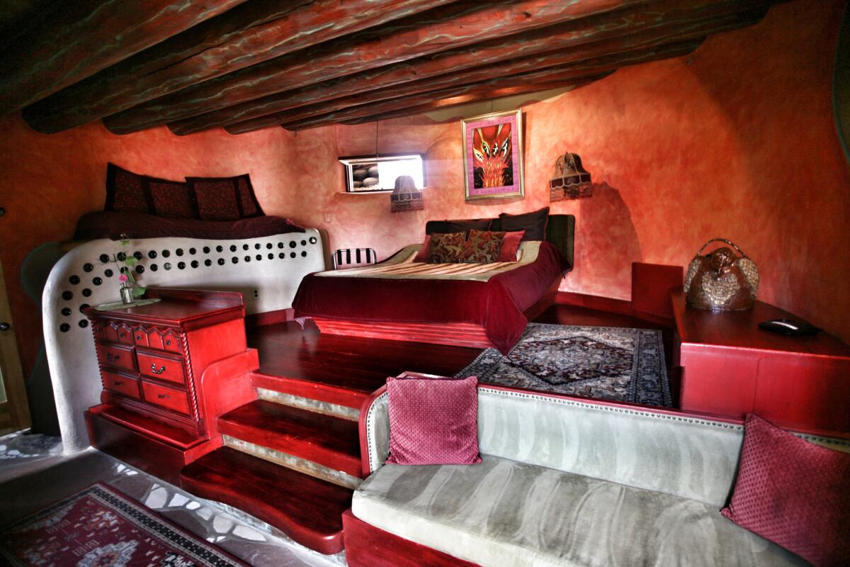 The Phoenix's master bedroom shows that luxury and comfort are compatible with energy efficiency. (Kirsten Jacobsen / Earthship Biotecture)