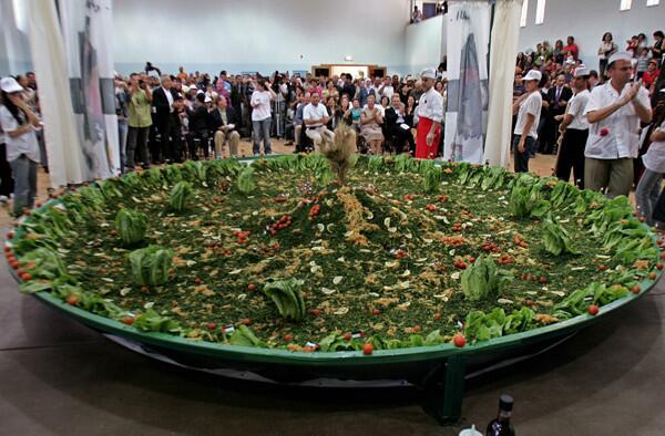 World's largest Tabouleh salad