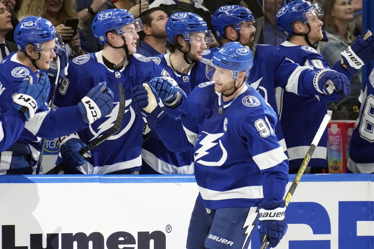 Stamkos, Perry lead Lightning to 4-2 win over Wild - The San Diego  Union-Tribune