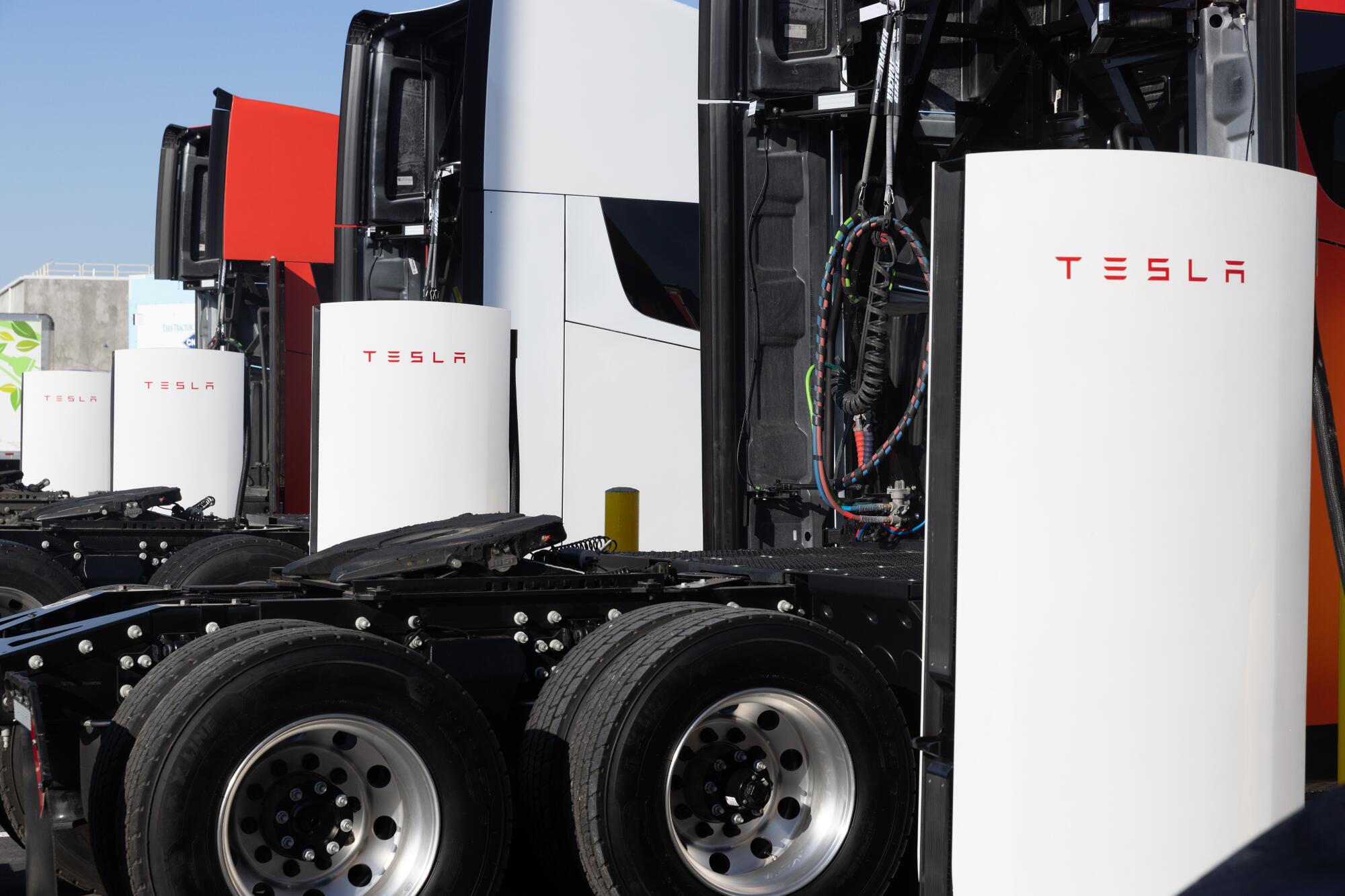 California subsidized the Tesla Semi, potentially stifling EV ...