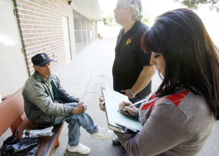 Officials Hope To Help Glendale S Homeless Veterans Los Angeles