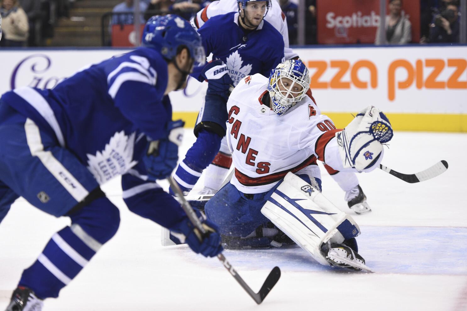 Tavares scores in 3rd, Maple Leafs beat Hurricanes 3-1