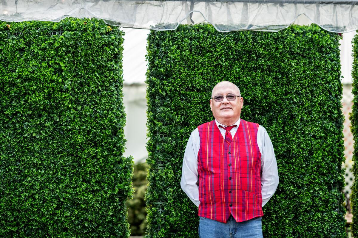 Enrique Rosas, a server at Tam O'Shanter for more than 40 years