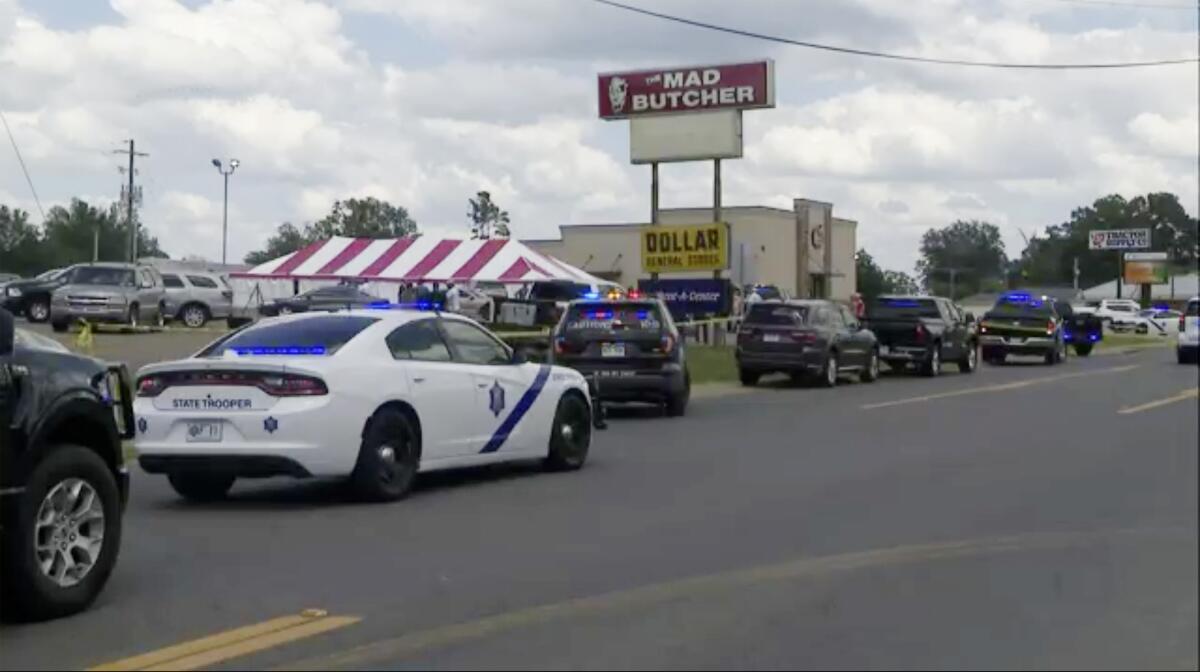 El lugar donde hubo un tiroteo en Fordyce, Arkansas, el 21 de junio del 2024. (KATV via AP)