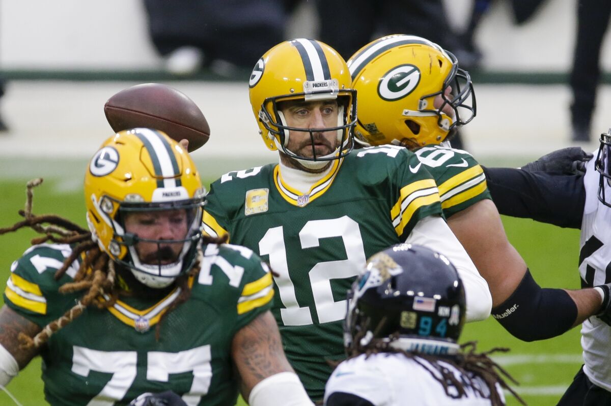 Green Bay Packers quarterback Aaron Rodgers throws against the Jacksonville Jaguars on Sunday.