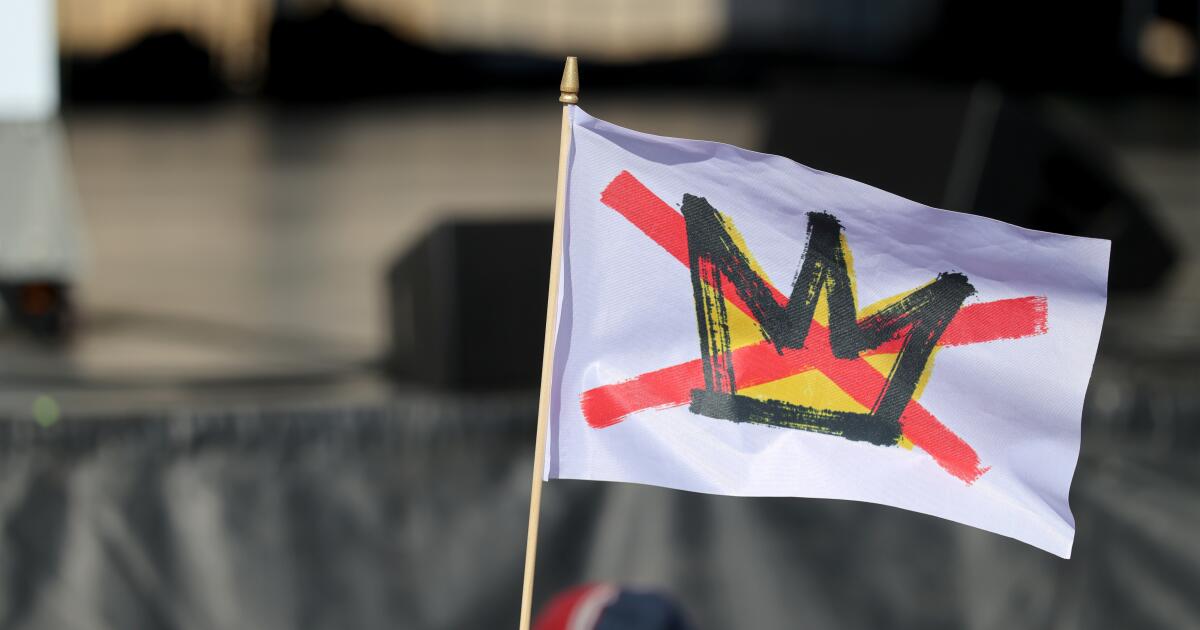 Column: We zitten tot januari vast met een ongecontroleerde gekke koning