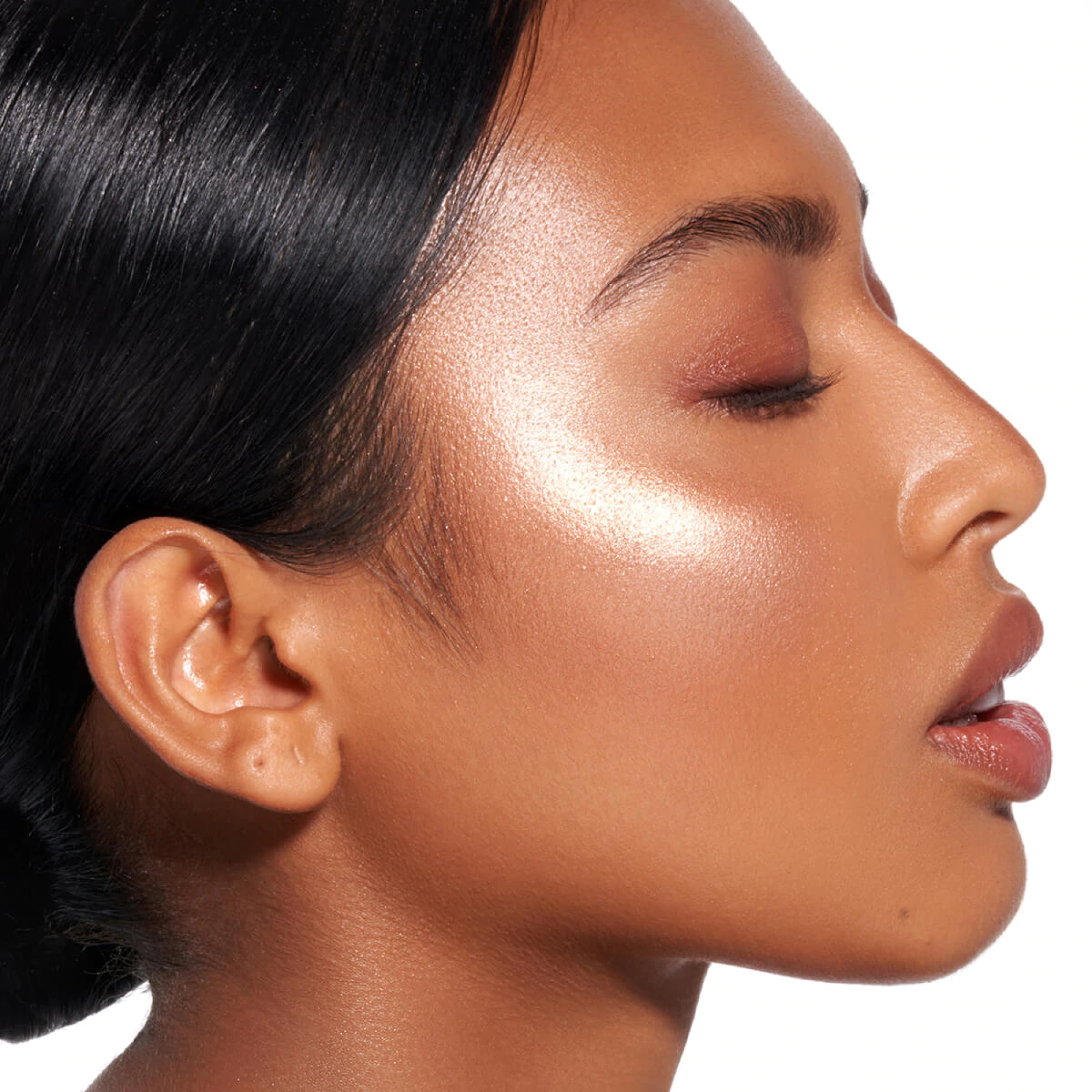 Photo of woman wearing Danessa Myricks Beauty, Light Work Palette I.
