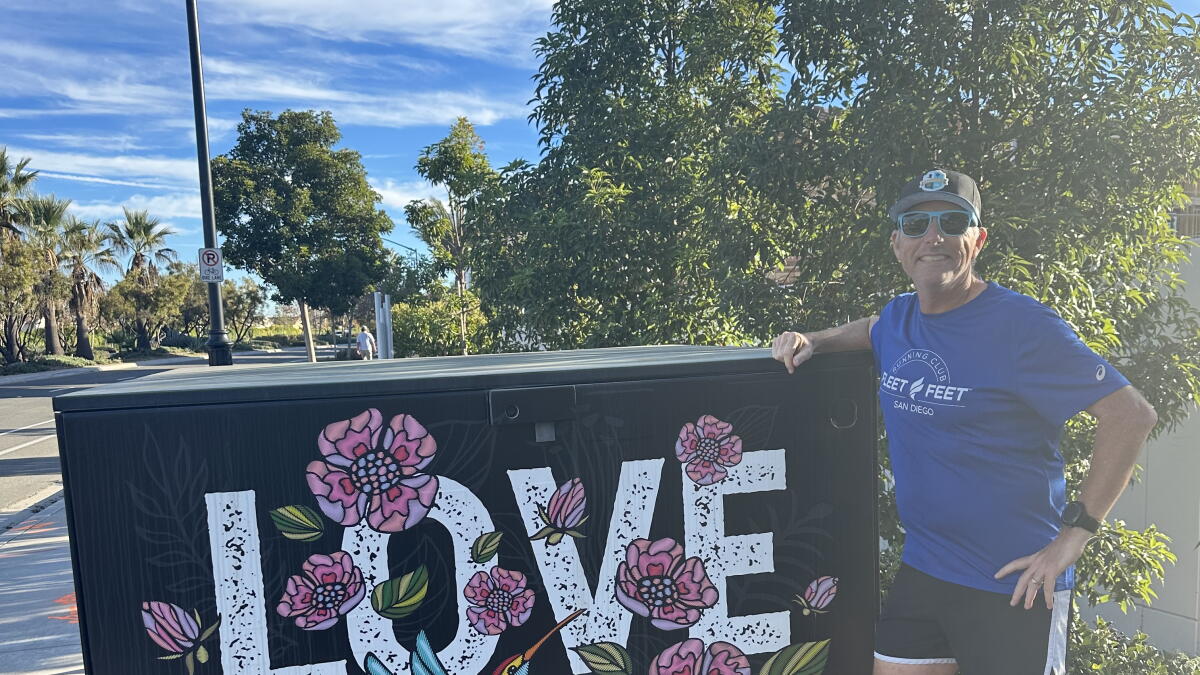 Local teacher and coach's 335-mile 'Rungiving' journey raises $19y for Monarch School - Vimarsana News