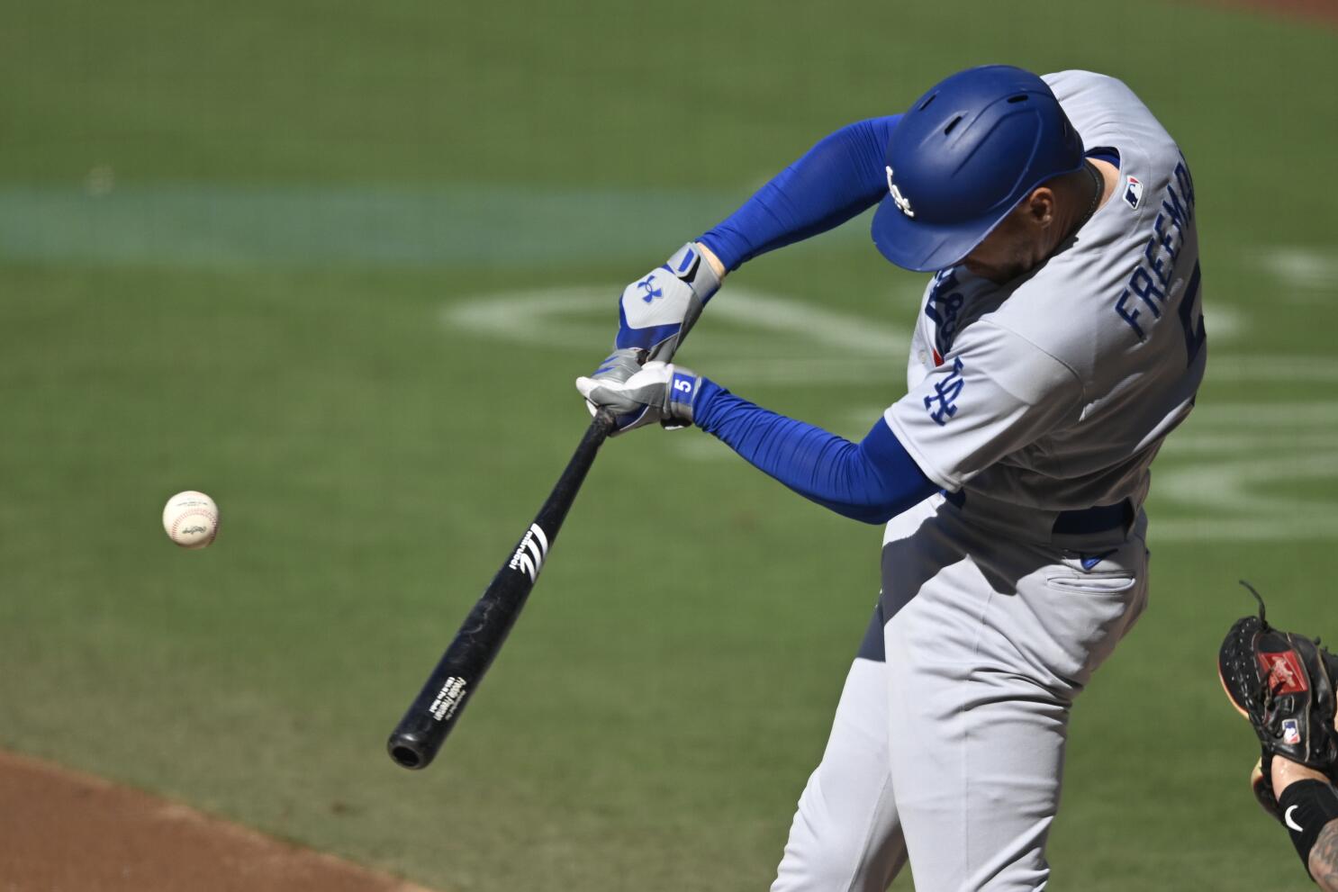 Dodgers' Freddie Freeman within range of first batting title again – Orange  County Register