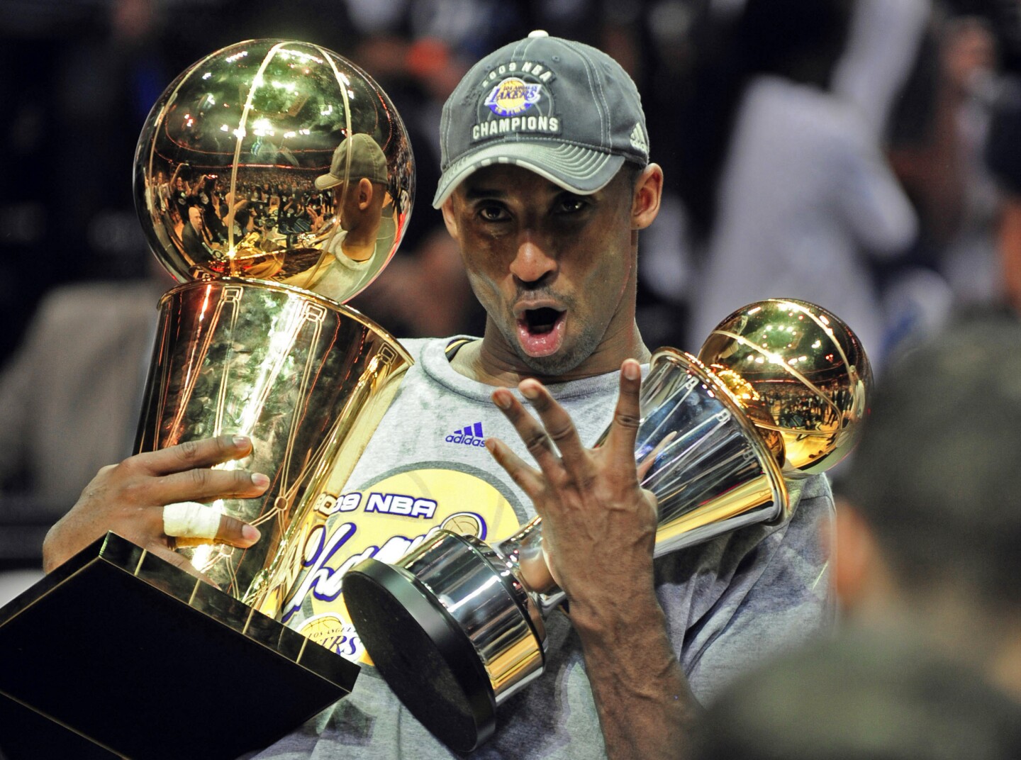 Kobe Bryant Life And Career In Photos Los Angeles Times 9158