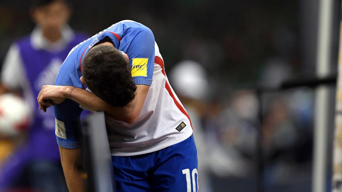 U.S. forward Christian Pulisic reacts after missing a goal opportunity against Mexico on Sunday.