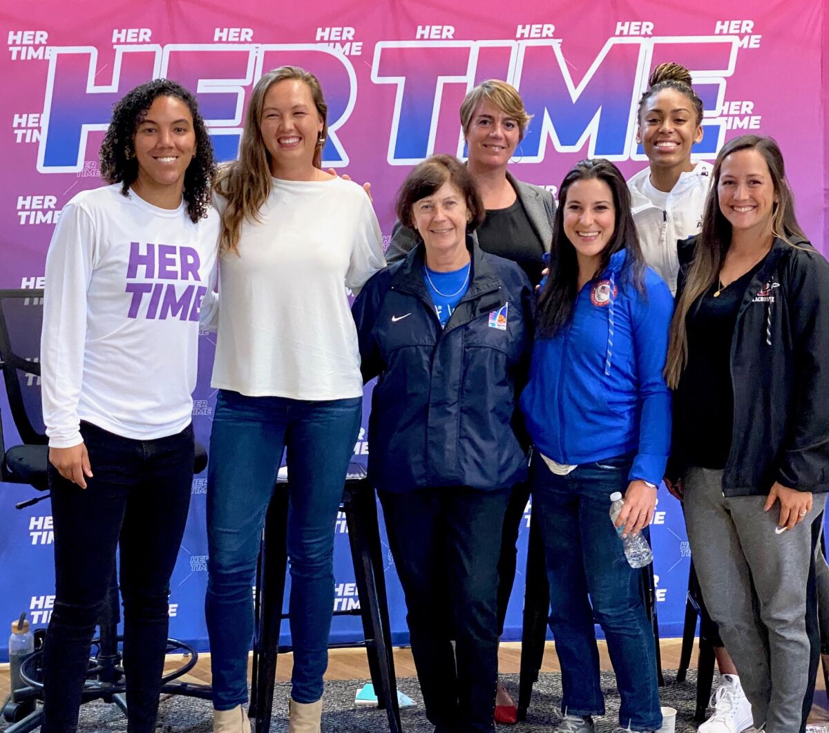 (L-R) Courtney Clements, Kamila Tan, Judy Sweet, Marineke Vandervort, Lacey Henderson, Mazatlan Harris, and Brandi Padilla.