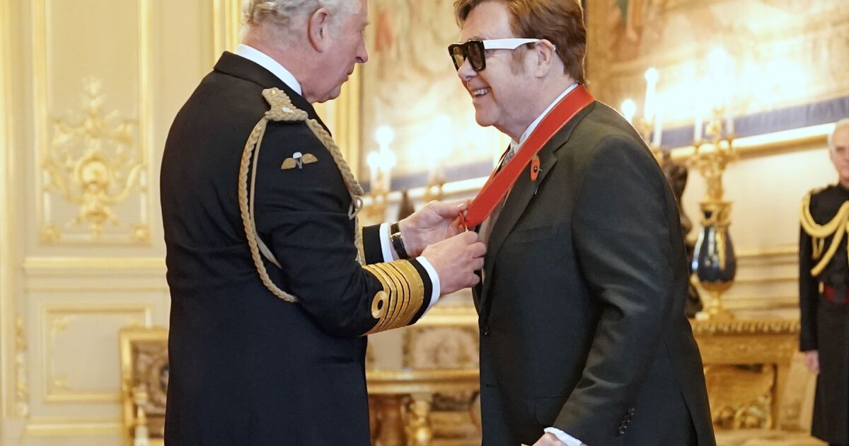 Elton John is now a member of the Order of Friends of Honor