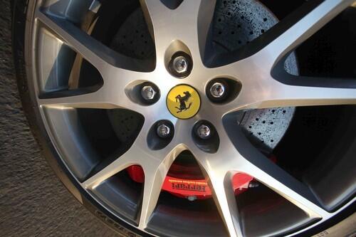 Ferrari California -- wheel
