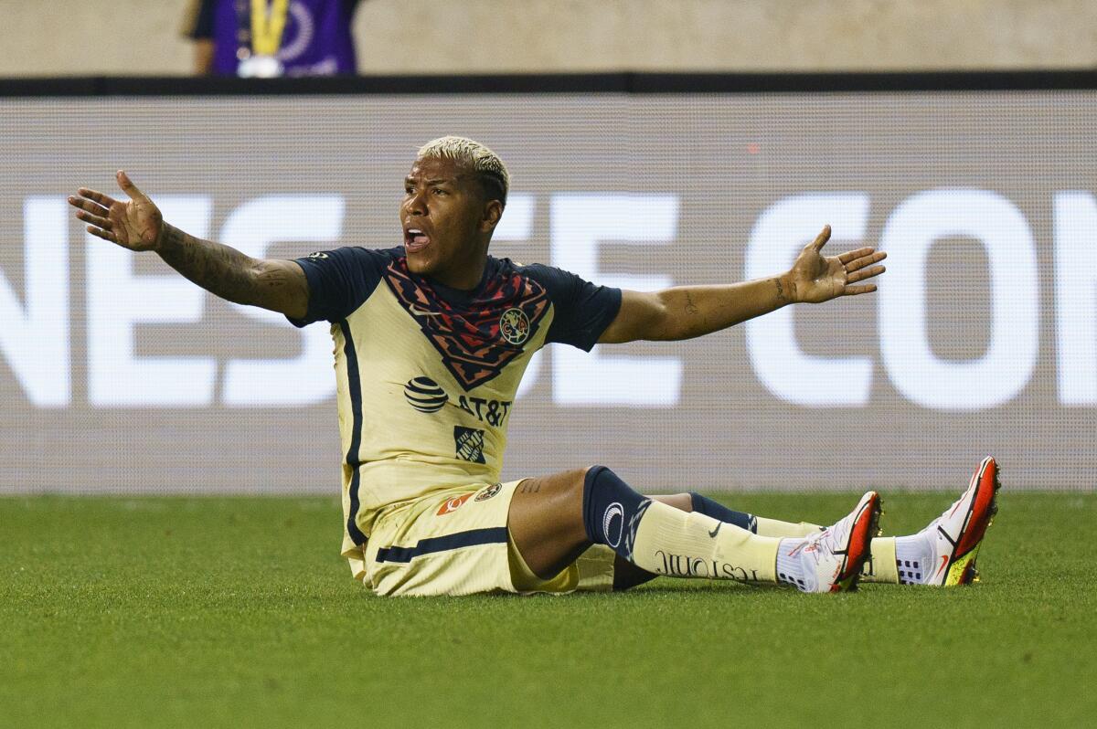 Club America's Roger Martínez reacts during the first half of a CONCACAF V 