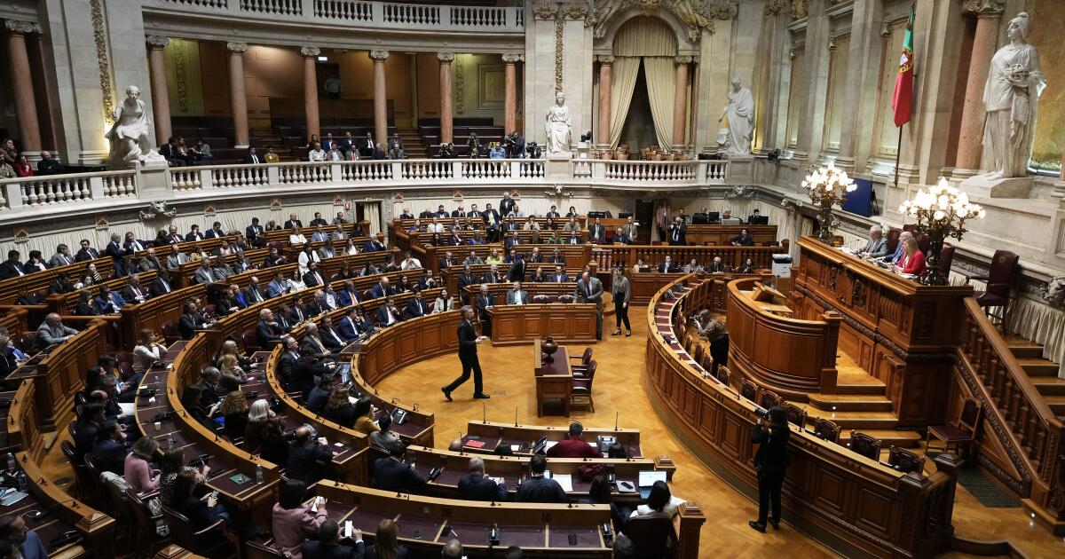 Novo Parlamento português elege presidente após acordo entre os dois principais partidos