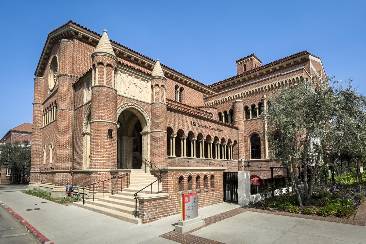 USC School of Dramatic Arts' MFA programs go tuitionfree Los Angeles