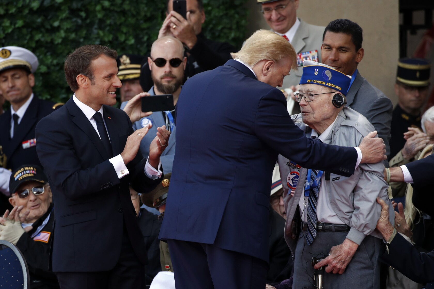 Trump Marks 75th D Day Anniversary And Heralds ‘unbreakable Alliances Los Angeles Times 