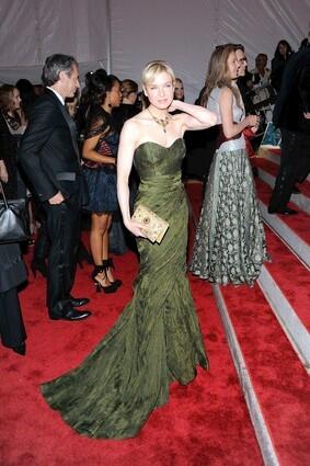 Renee Zellweger "The Model As Muse: Embodying Fashion" Costume Institute Gala - Arrivals