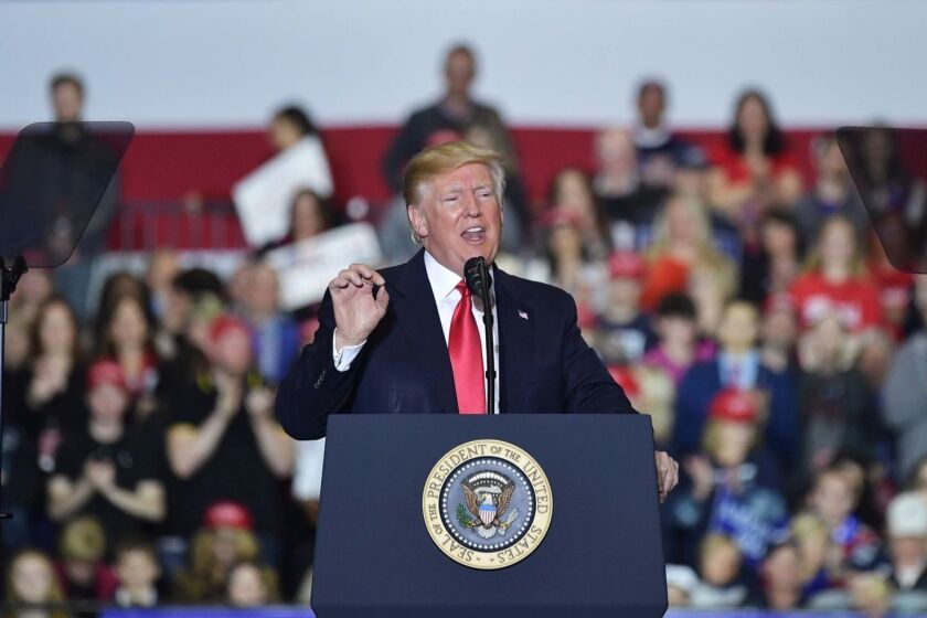 US President Donald Trump speaks during a rally at Total Sports Park in Washington, Michigan on April 28, 2018. / AFP PHOTO / MANDEL NGANMANDEL NGAN/AFP/Getty Images ** OUTS - ELSENT, FPG, CM - OUTS * NM, PH, VA if sourced by CT, LA or MoD **