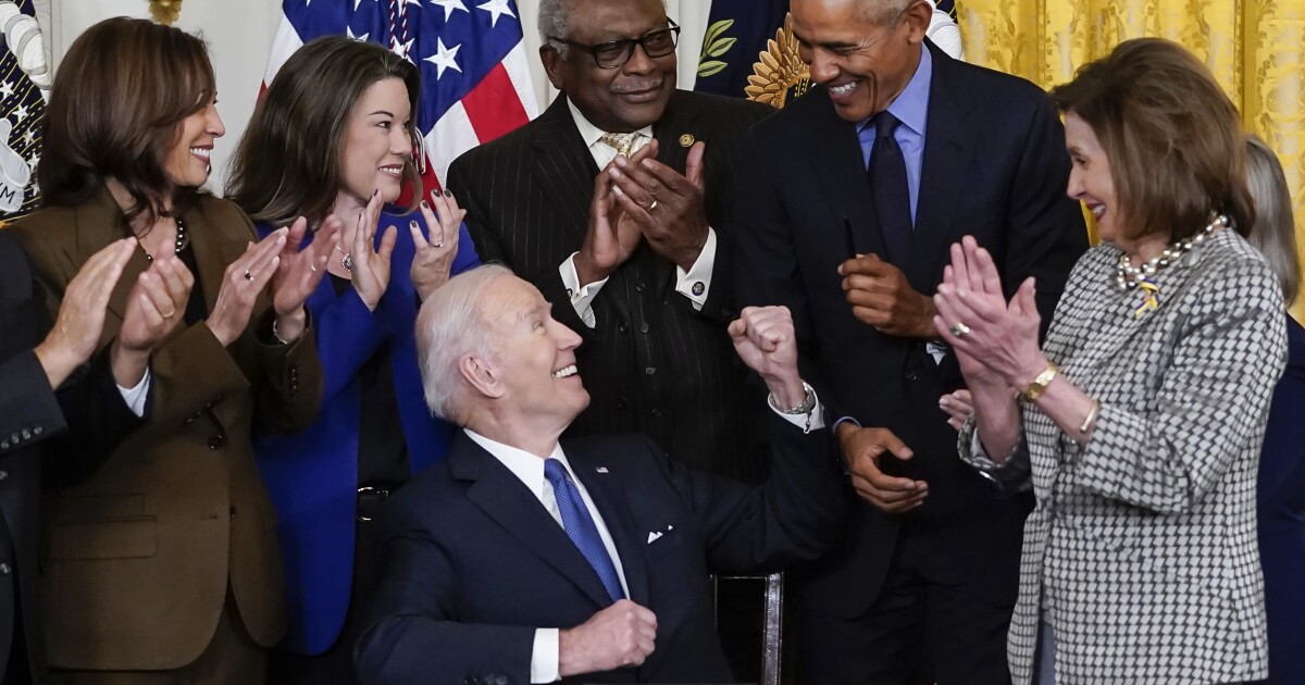 President Biden tests positive for coronavirus, experiencing ‘very mild symptoms’ President Biden tests positive for coronavirus, experiencing ‘very mild symptoms’