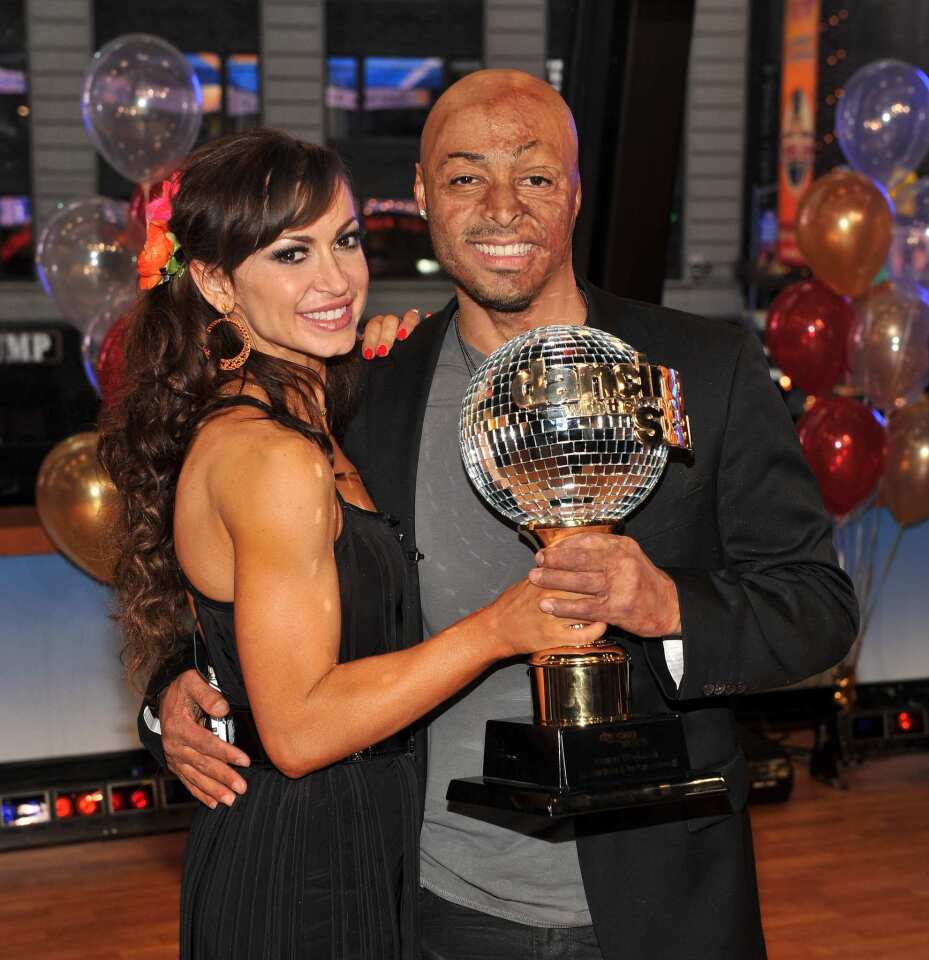 The story seems like a Hollywood script -- a disguised disaster. U.S. Army soldier JR Martinez was severely burned driving a Humvee in Iraq. A motivational speaker, the former soldier was invited to be a contestant on "Dancing With the Stars." He and his professional dance partner, Karina Smirnoff, beat a Kardashian (Rob) and a former talk show host (Ricki Lake) to take home the mirrored ball trophy as the show's winning couple. Despite all of that, the show's ratings continue to decline. Whether it's age or the not-so-starry stars, "DWTS" doesn't have the kick that it once did.