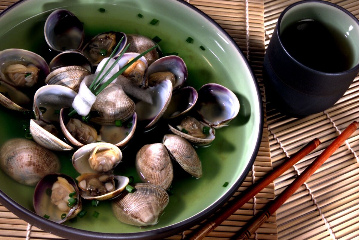 Recipe: Miso soup with Manila clams