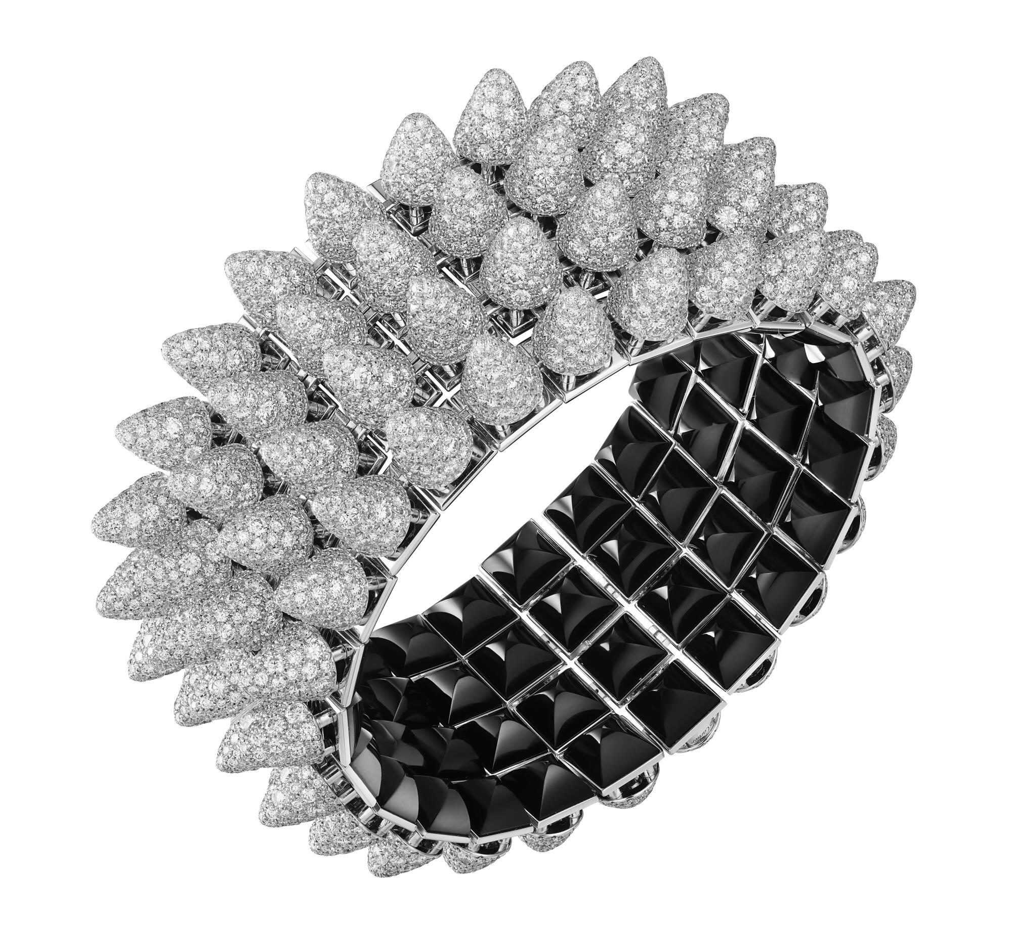 Bracelet with diamond studs and onyx beads
