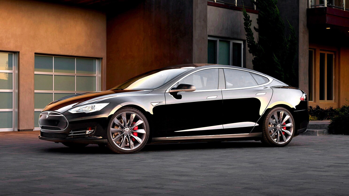Voorman Bek Paleis Researchers hack a Tesla Model S, bring car to stop - Los Angeles Times