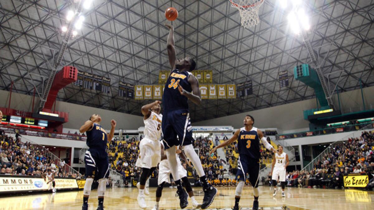 Mamadou Ndiaye's free throw in OT lifts UC Irvine past Central