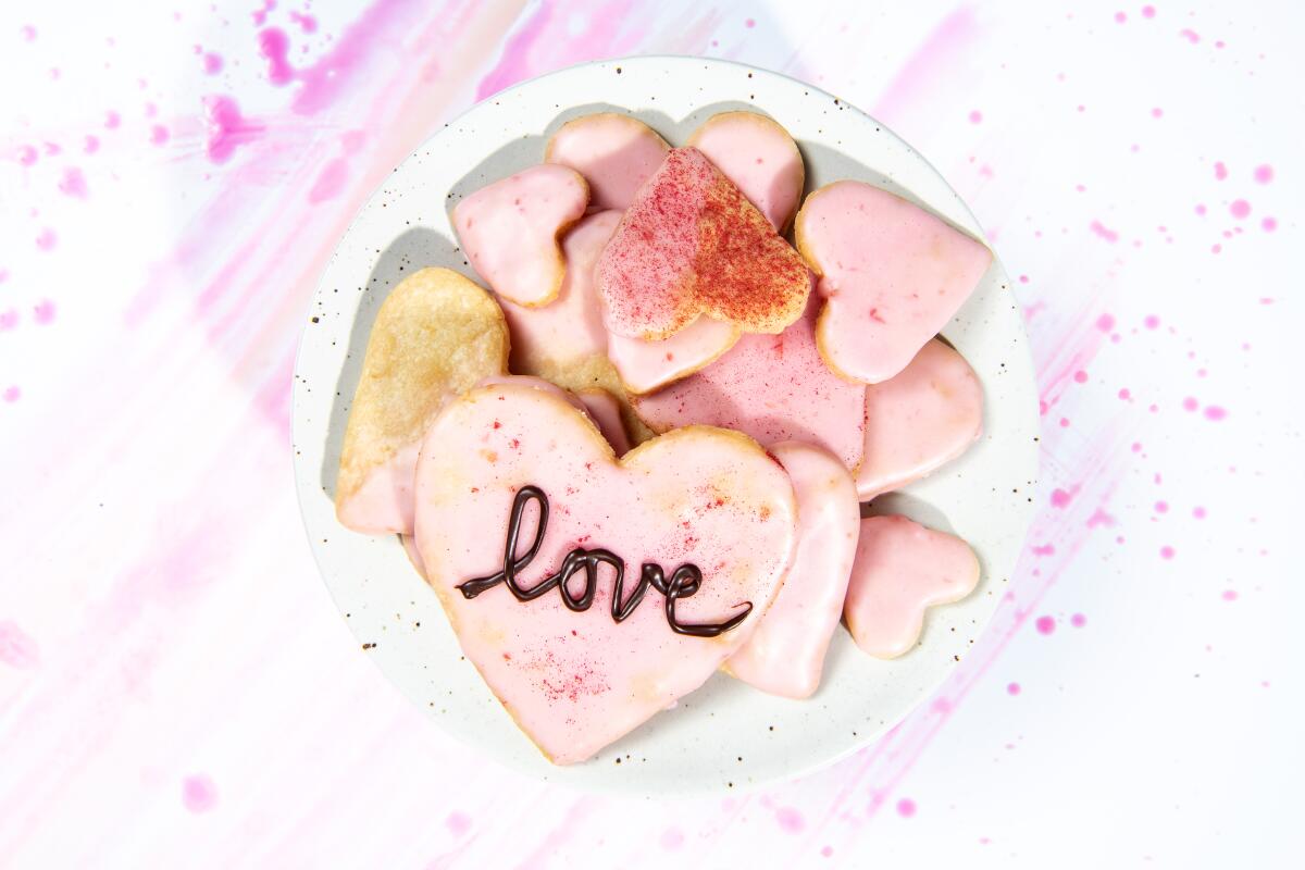 Shortbread cookie hearts