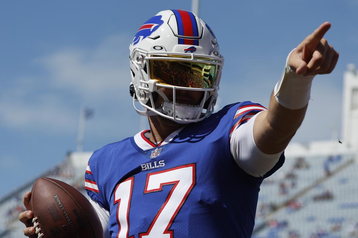 Super Bowl contenders meet as Bills, Rams open NFL season - The