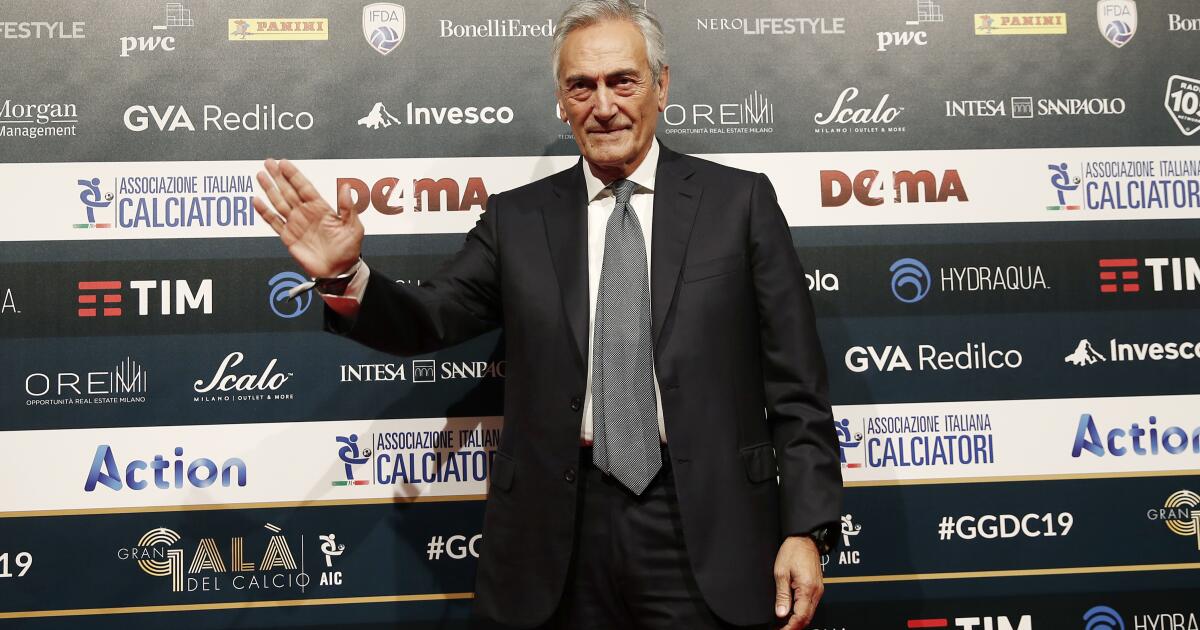 Il presidente della Federcalcio italiana è indagato per presunta appropriazione indebita