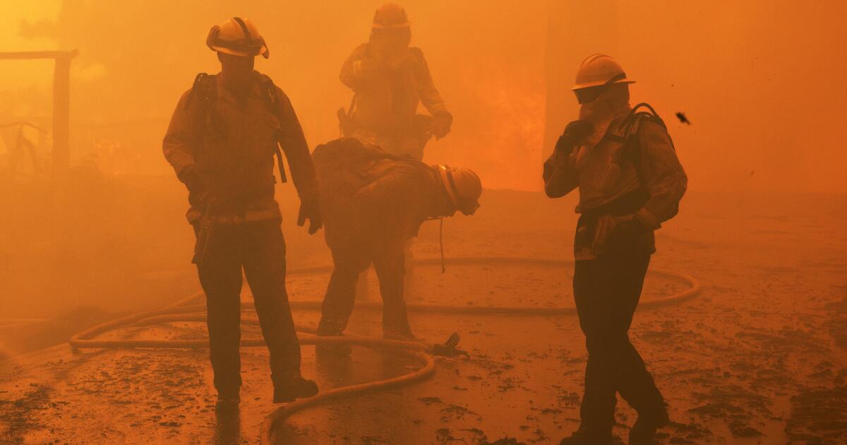 Southern California wildfires: Mountain communities under siege