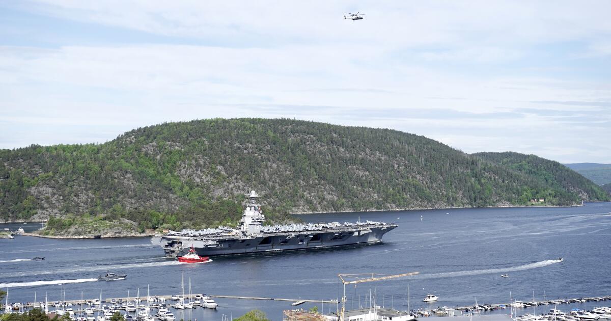 Amerikansk hangarskip ankommer NATO-medlem Norge for å delta i øvelser