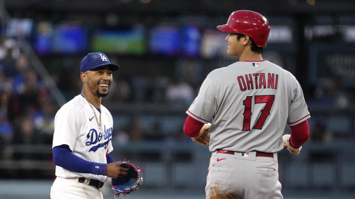 Looking back at men who played for both Angels and Dodgers