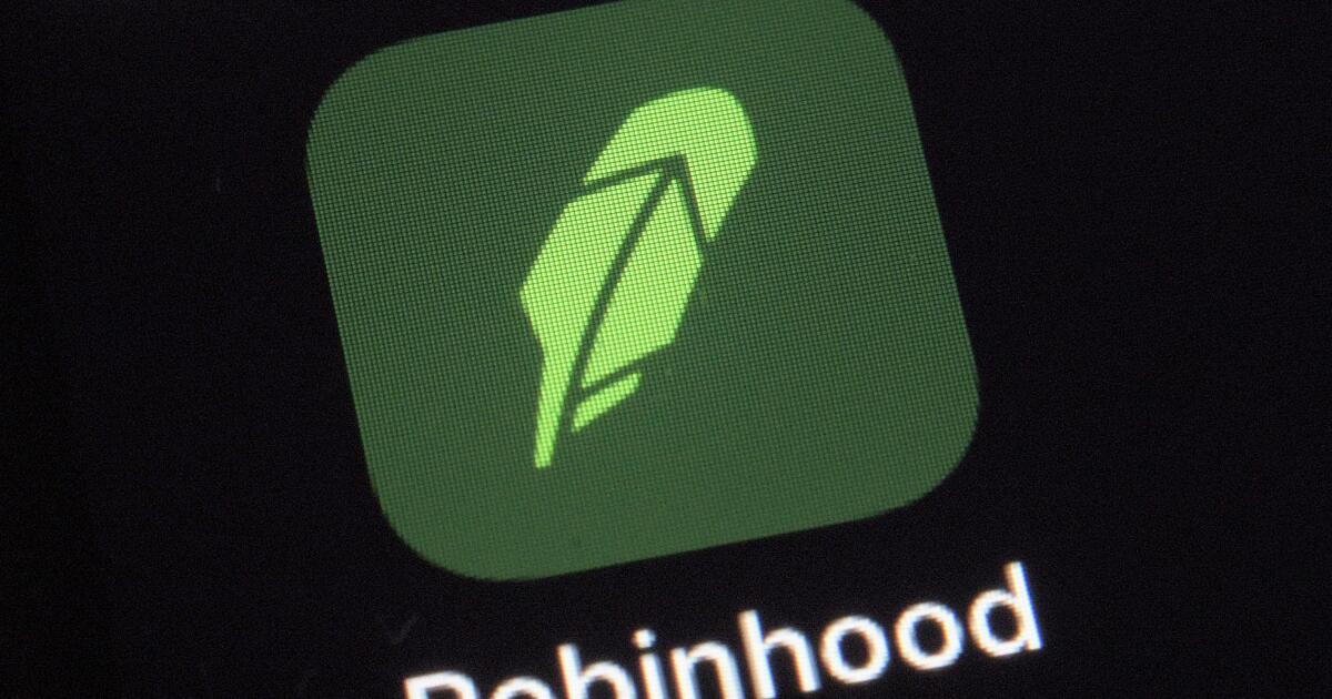 Robinhood GameStop Stock Block Prompts AOC And Ted Cruz Investigation  Threat - SlashGear