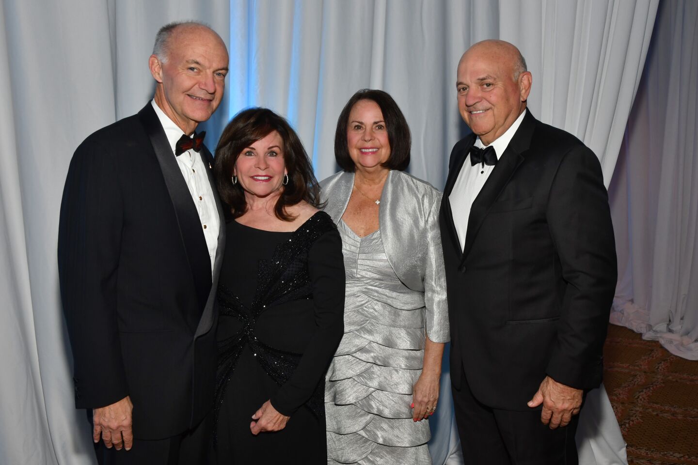 Dr. Donald Kearns (Rady Children’s Hospital president emeritus) and Dr. Jean Wickersham, Jeanne and Ted Roth
