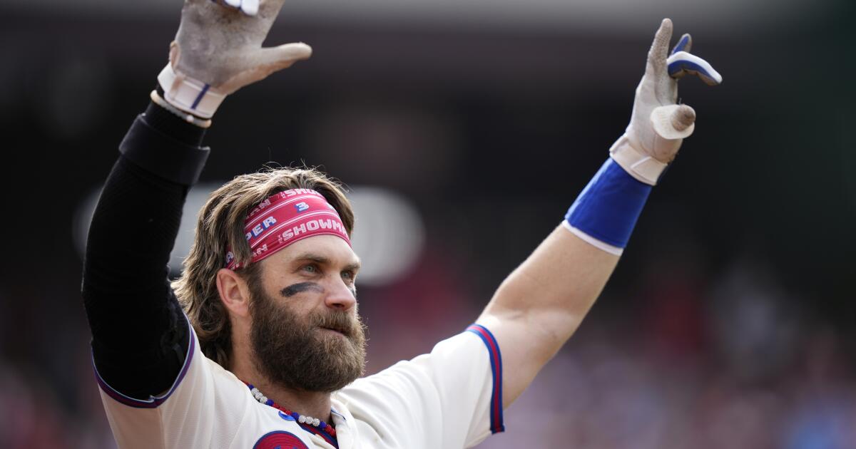 Bryce Harper belts 300th homer in Phillies' loss to Angels