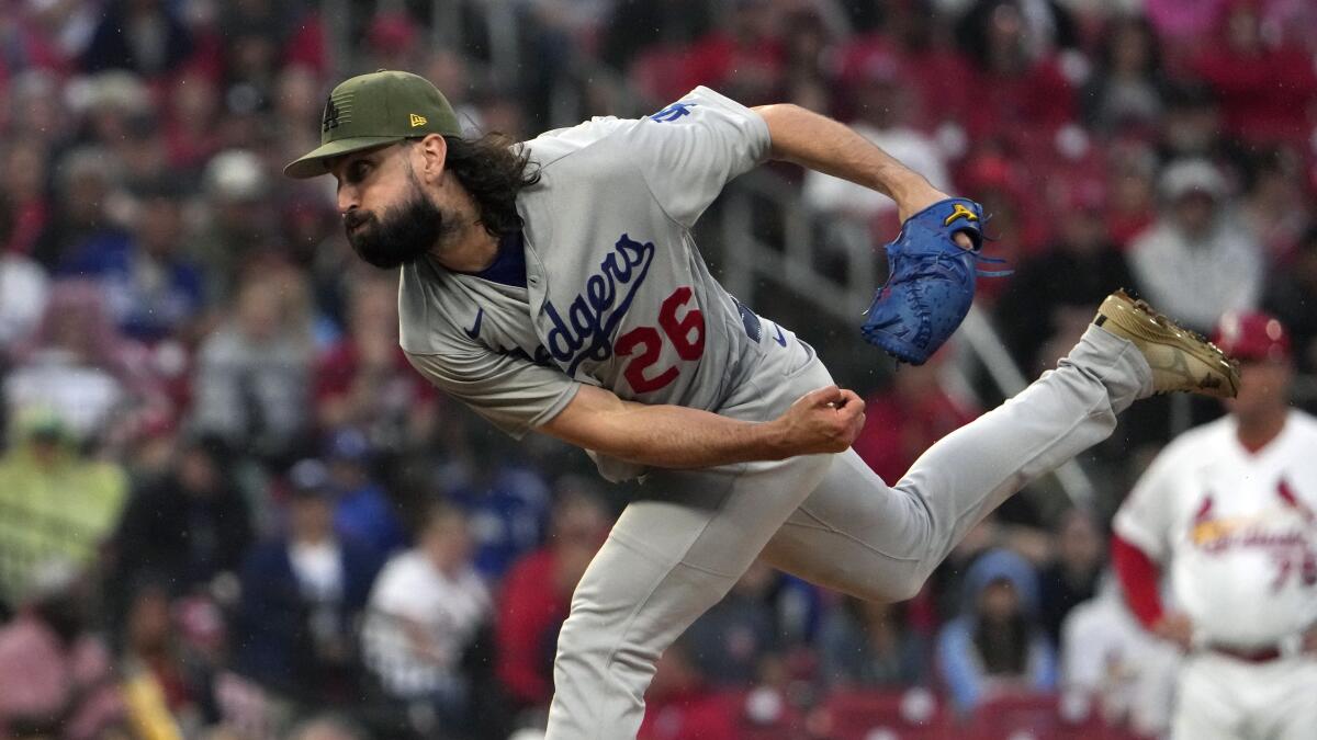 Betts, Gonsolin spark Dodgers to 5-0 victory over the Cardinals - Newsday