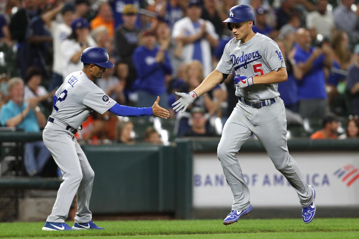 Dodgers clinch NL West behind Clayton Kershaw's dominant