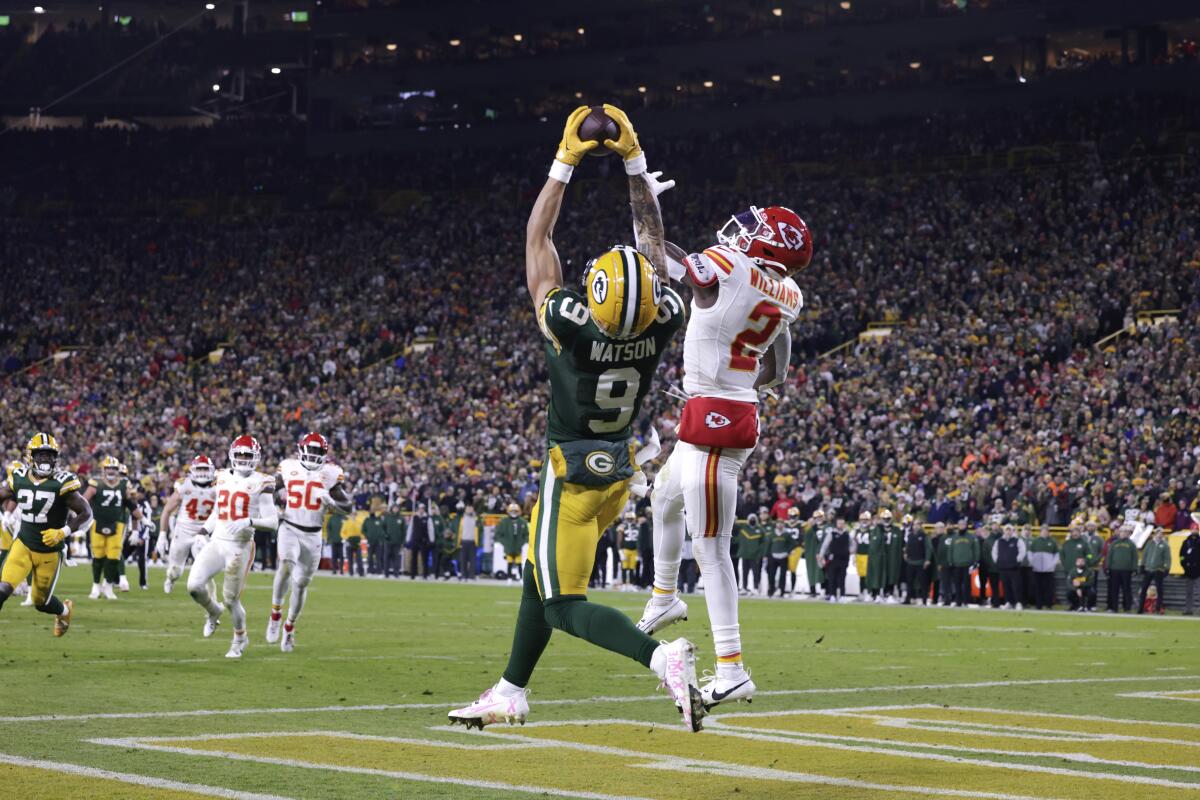 Jordan Love throws 2 TD passes, Packers beat Chiefs 27-19 for 3rd straight  win - The San Diego Union-Tribune