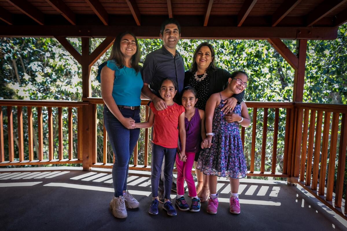 Primo Castro, with his wife, Melba Schneider Castro, and their daughters Madison, Julia, Lourdes and Sofia.