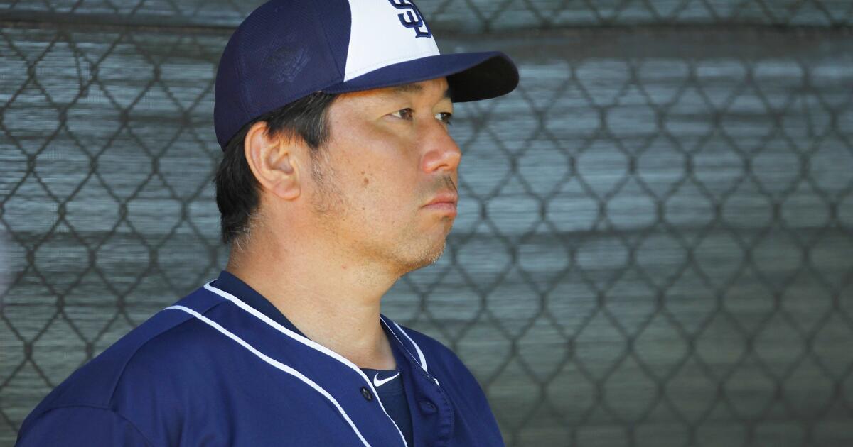 Hideo Nomo records his first K in the Majors 