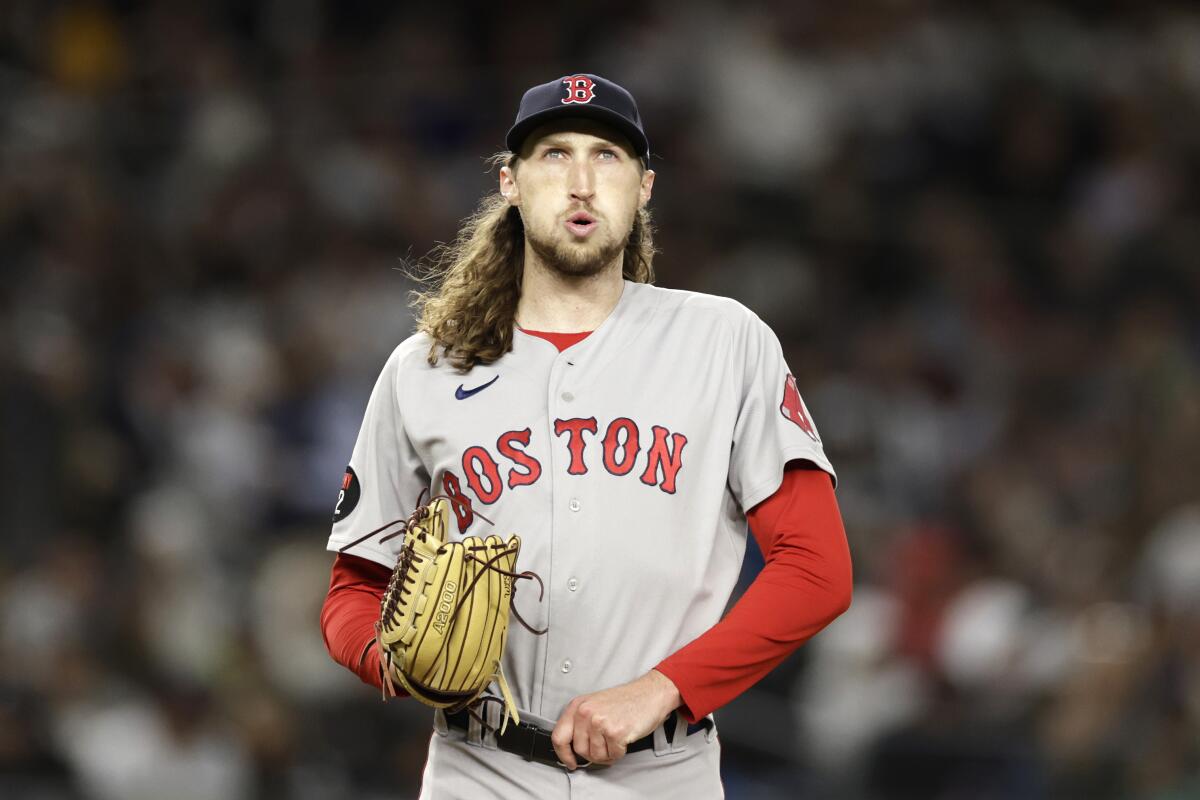 Matt Strahm two-year deal with Phillies