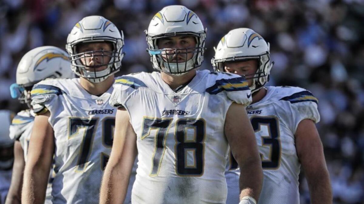 Michael Schofield (78) and the Chargers offensive line have a tough task ahead with Rams on Sunday.