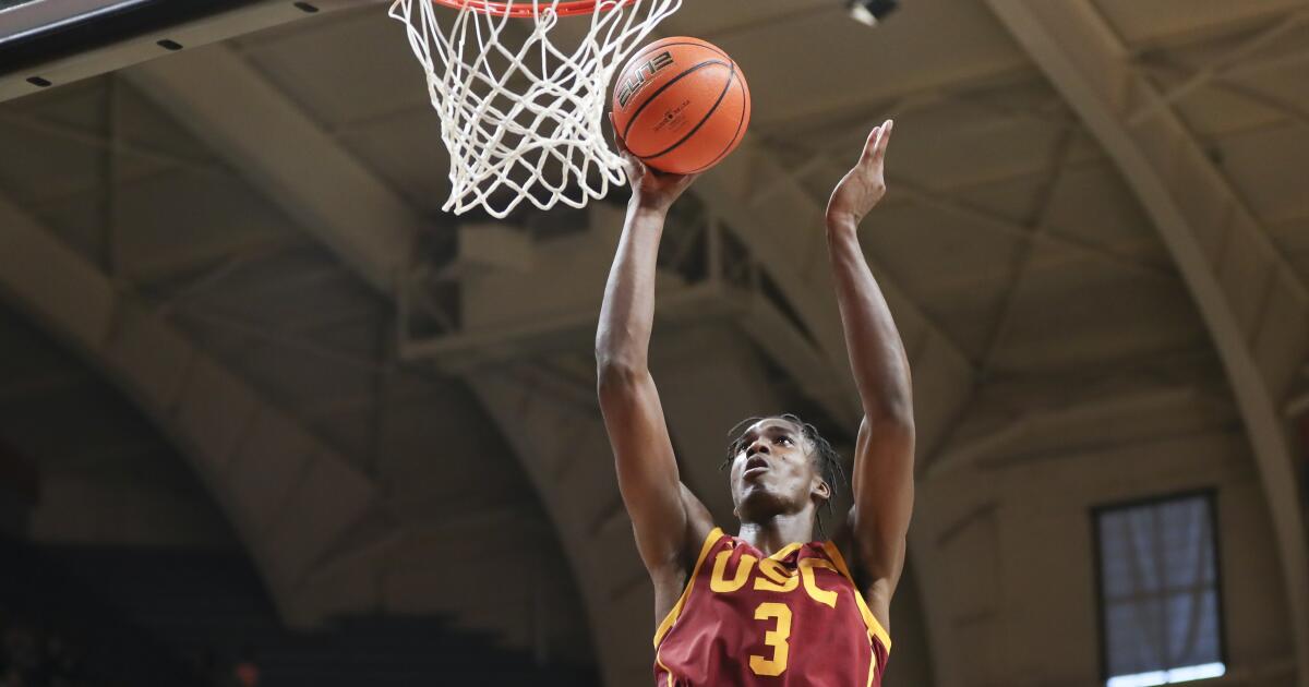 USC falls apart at the end and loses to Washington State, can’t build on winning streak