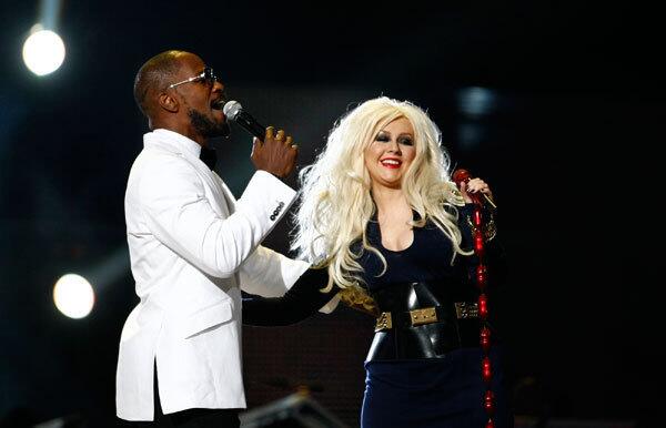 Jamie Foxx and Christina Aguilera perform during the 'Michael Forever' tribute concert.