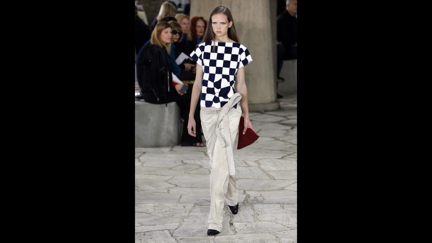 Paris Fashion Week: Loewe