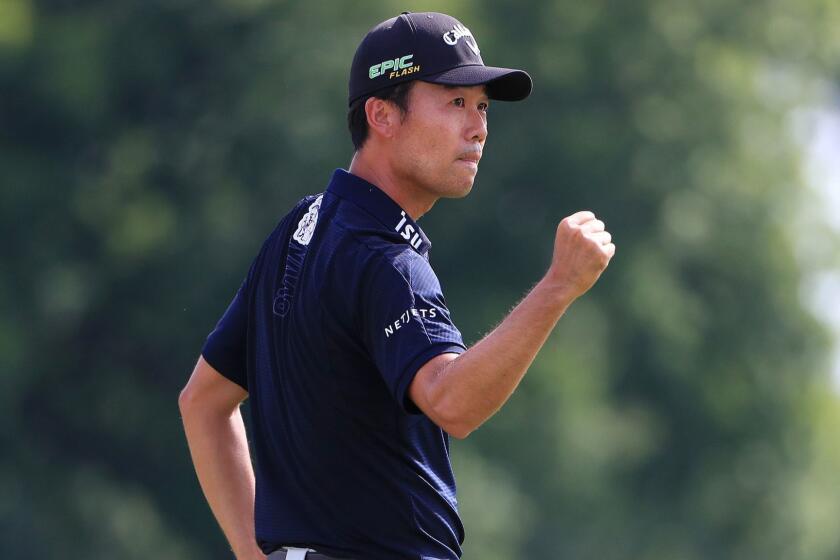FORT WORTH, TEXAS - MAY 26: Kevin Na of the United States celebrates on the 18th green after making a putt to win the Charles Schwab Challenge at Colonial Country Club on May 26, 2019 in Fort Worth, Texas. (Photo by Tom Pennington/Getty Images) ** OUTS - ELSENT, FPG, CM - OUTS * NM, PH, VA if sourced by CT, LA or MoD **